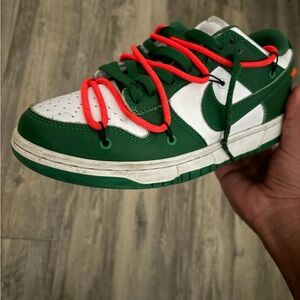 Nike off white dunks size 8.5 in men’s